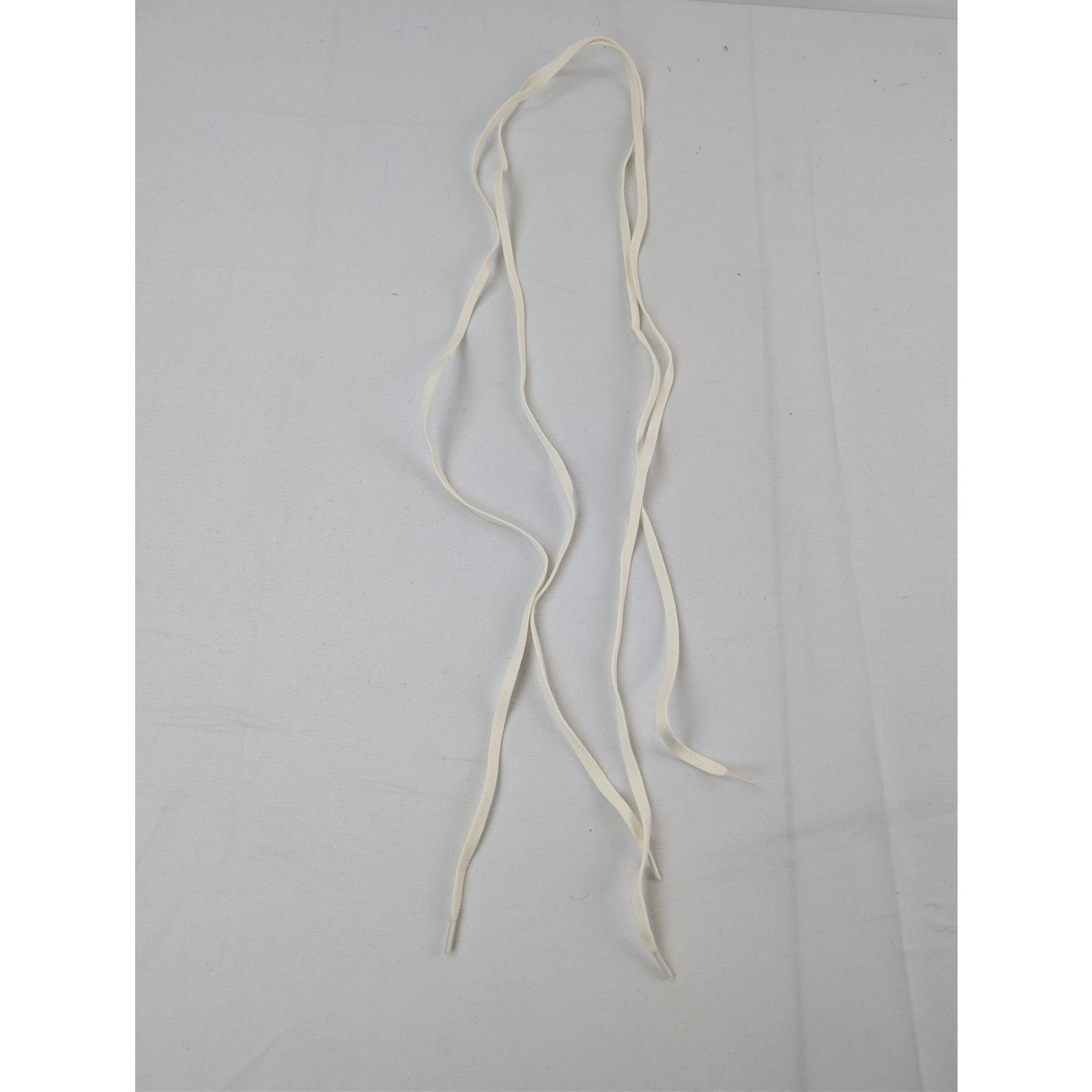 Saint Laurent Paris o1rshd1 Size: OS / Cotton Swim Elastic Laces in White Size ONE SIZE - 4 Thumbnail