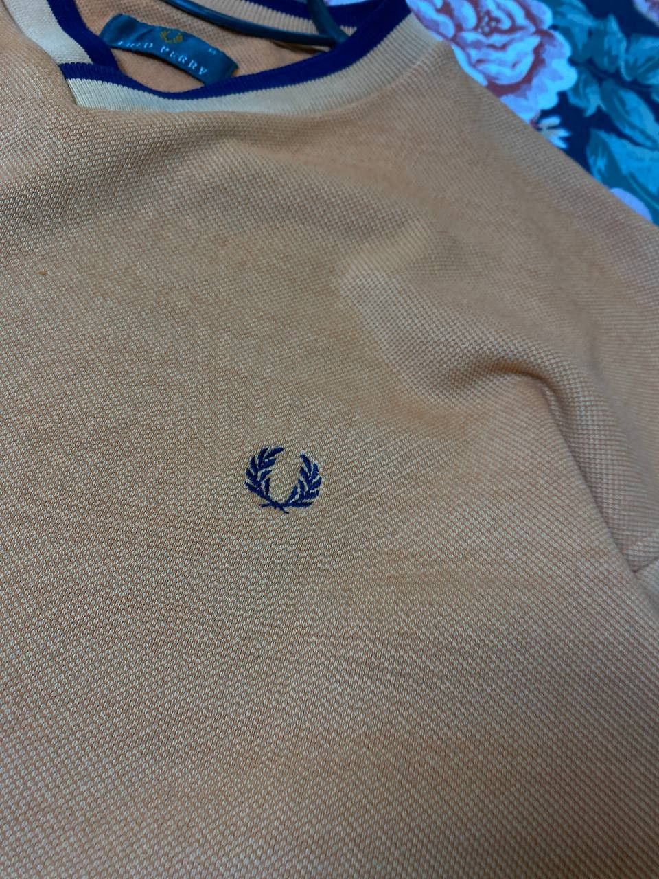 Fred Perry 🔥 2000s FRED PERRY DISTRESSED ICONIC LOGO SWEATSHIRT 🔥 Size US M / EU 48-50 / 2 - 8 Thumbnail