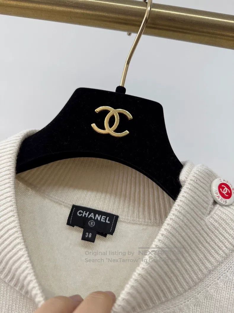 Chanel Chanel 23C sequin double C logo striped lace knitted sweat Size XS / US 0-2 / IT 36-38 - 5 Thumbnail