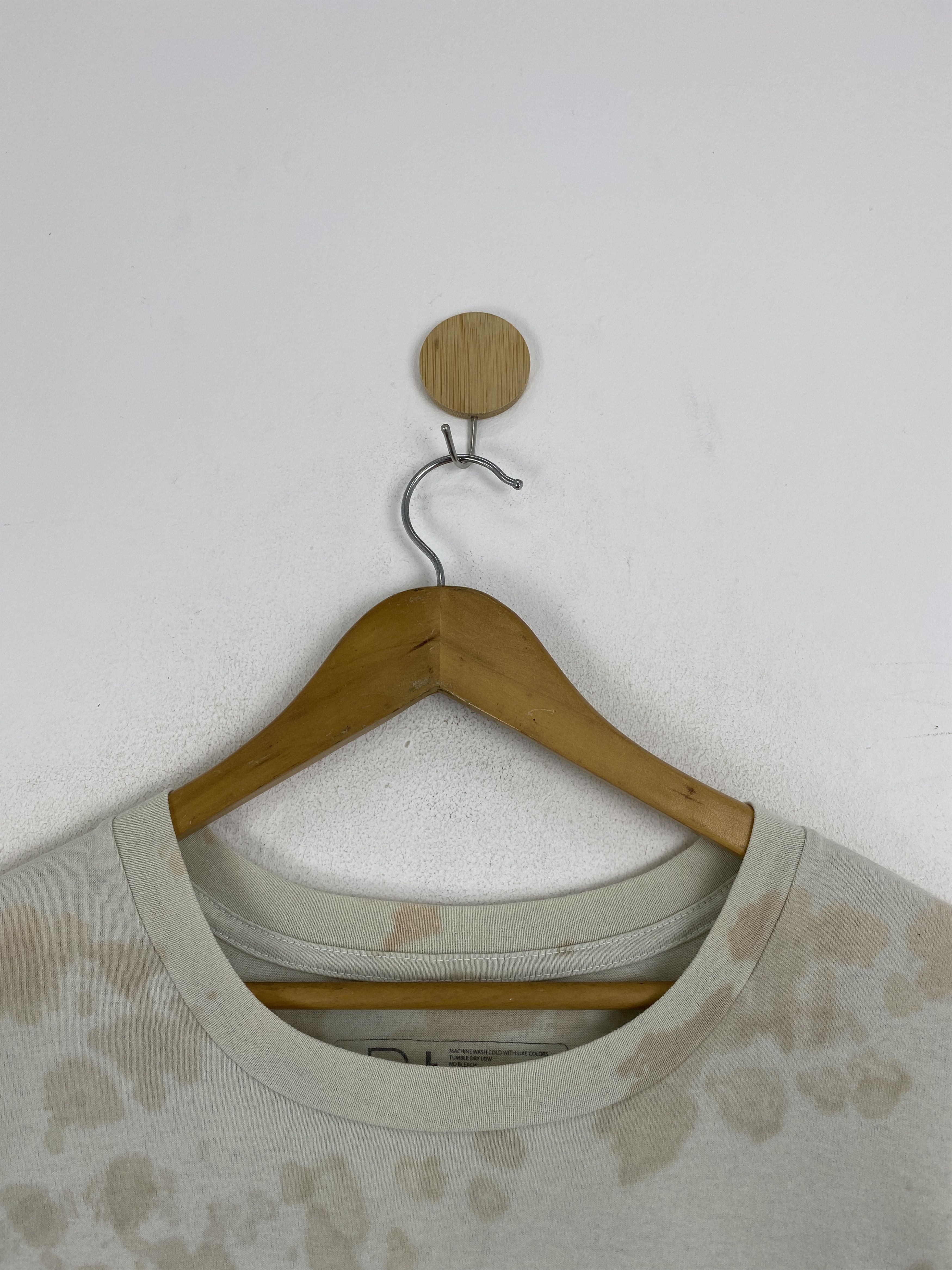 Vintage Vintage Pornegranate Art Dali Dream Tee Shirt TA0687 Size US L / EU 52-54 / 3 - 12 Thumbnail