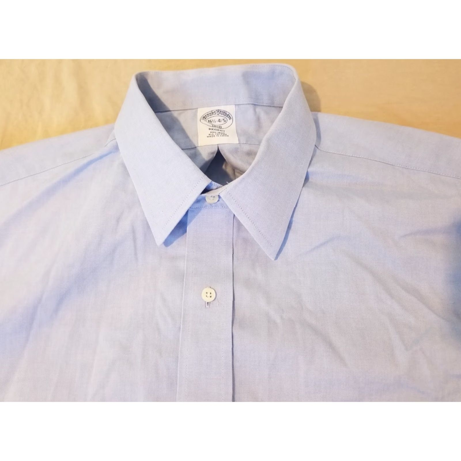 Brooks Brothers VINTAGE Brooks Brothers Dress Shirt Blue 16.5 34 35 Button Cotton Regular Mens Shirt Long Sleeve Non-Iron Classic 16.5 in Neck Size 16.5 in Size 46R - 2 Thumbnail