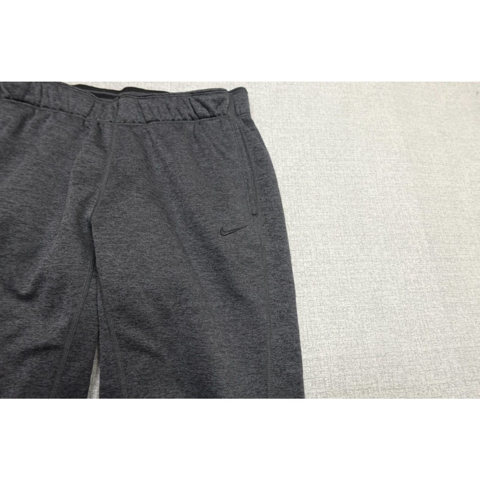 Nike Nike Therma-FIT Sweatpants Mens M Charcoal Gray Fleece Lined Elastic Zip Pockets Yoga Running Gym Training Athletic Pants Size US 31 - 2 Thumbnail
