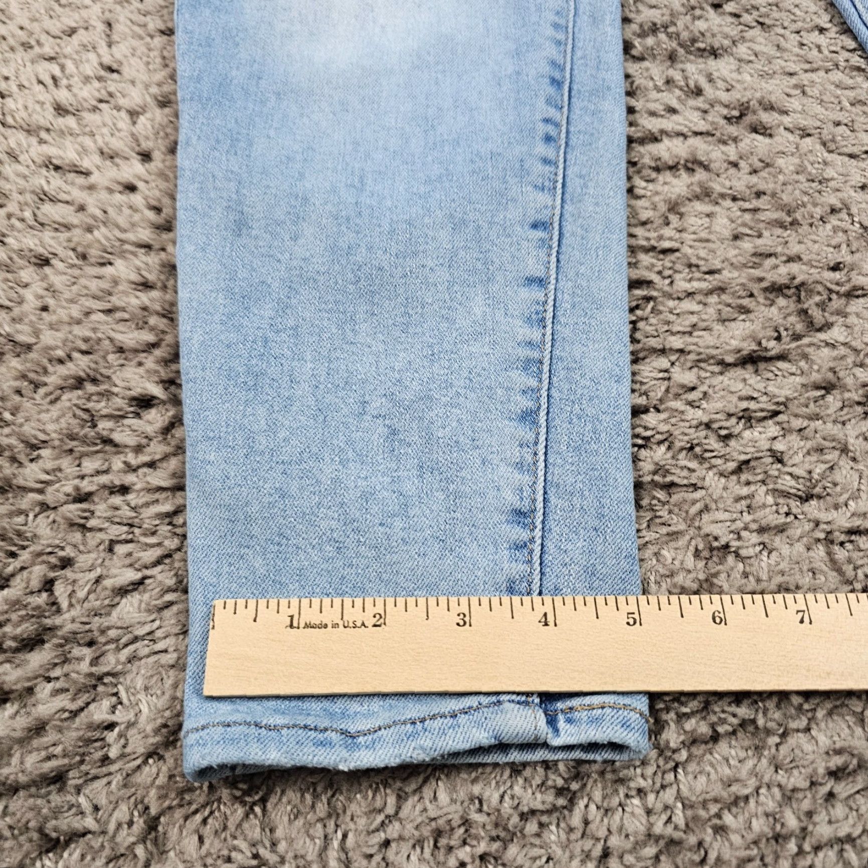 Levi's VINTAGE Levi's Silvertab Mom Jeans Women 26 High Rise Light Wash Distressed 23x26 Denim Blue Mens Size 26" / US 2 / IT 38 - 7 Thumbnail