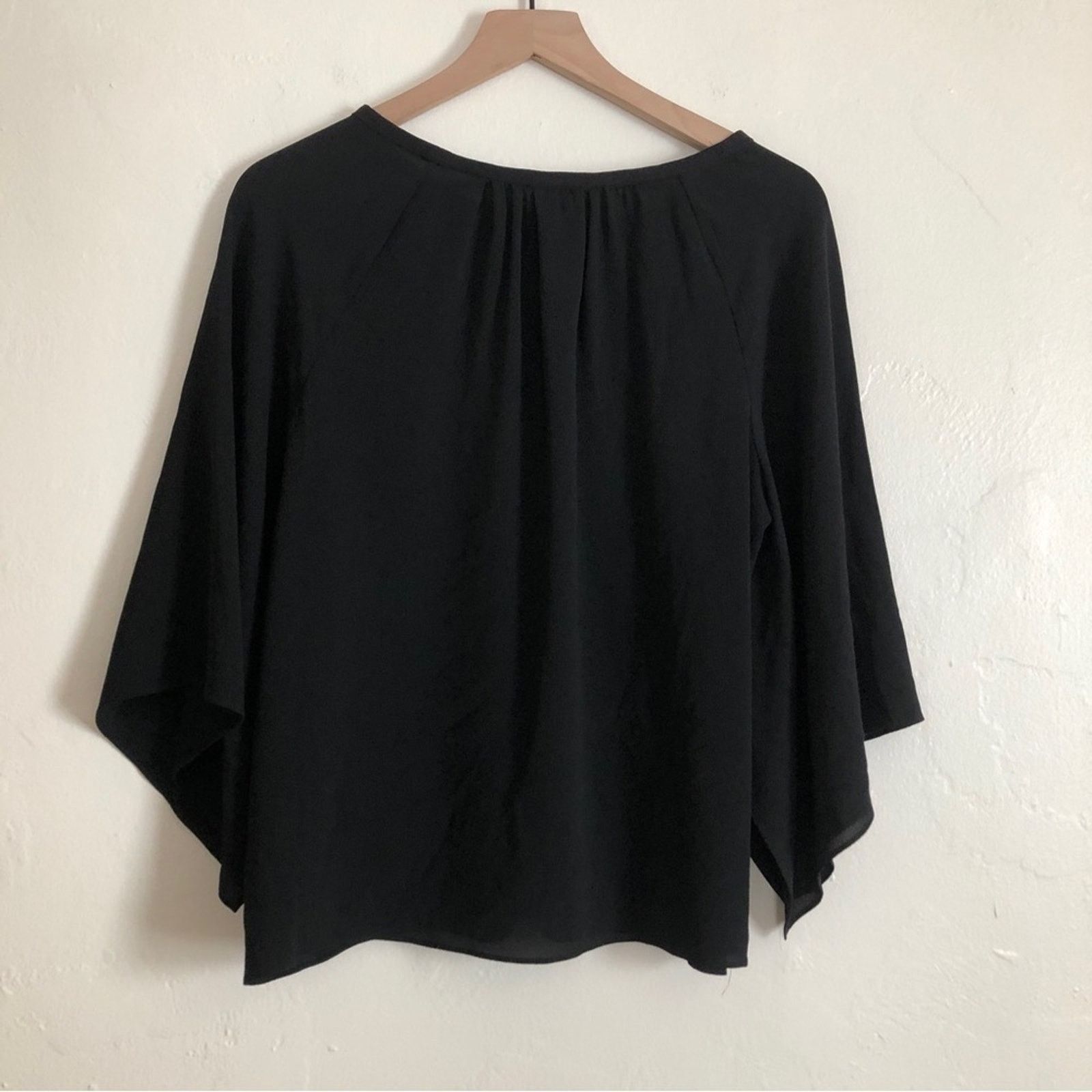 Vince Camuto Vince Camuto Black Flutter Flounce Semi-Sheer Blouse Top Size S / US 4 / IT 40 - 7 Thumbnail