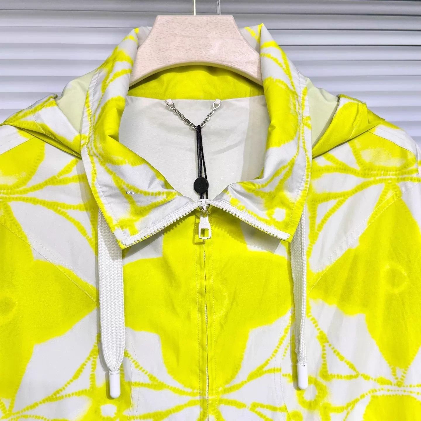 Louis Vuitton Yellow Patterned Lightweight Jacket Size S Size US S / EU 44-46 / 1 - 3 Thumbnail
