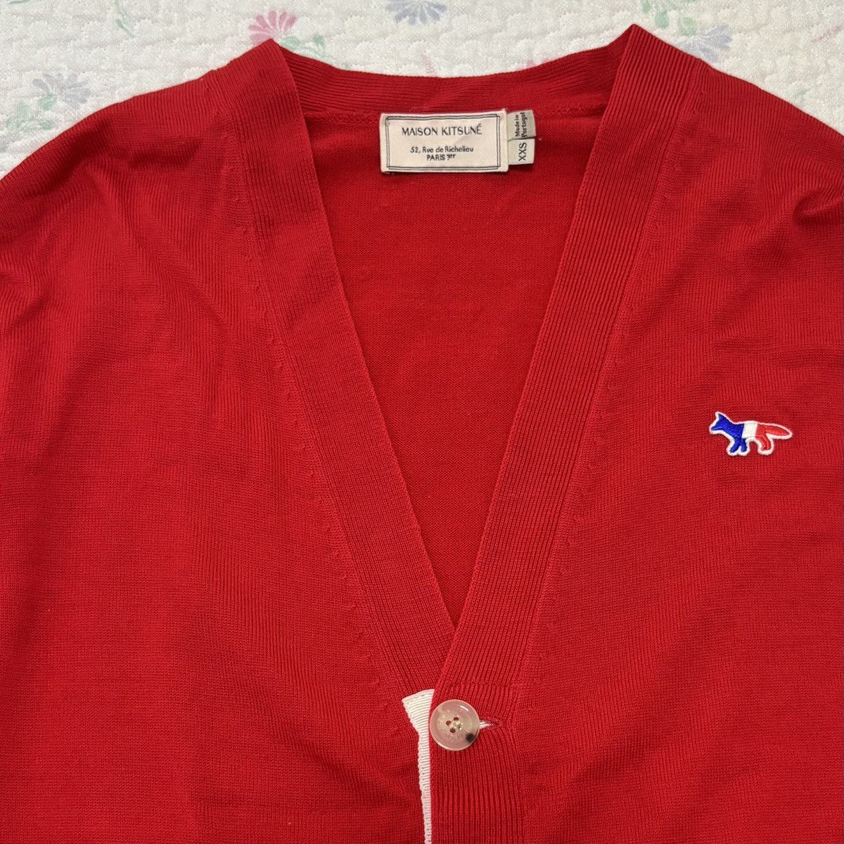 Maison Kitsune Maison Kitsune Red Tricolor Fox Wool Cardigan Size XXS / US 00 / IT 34 - 2 Thumbnail
