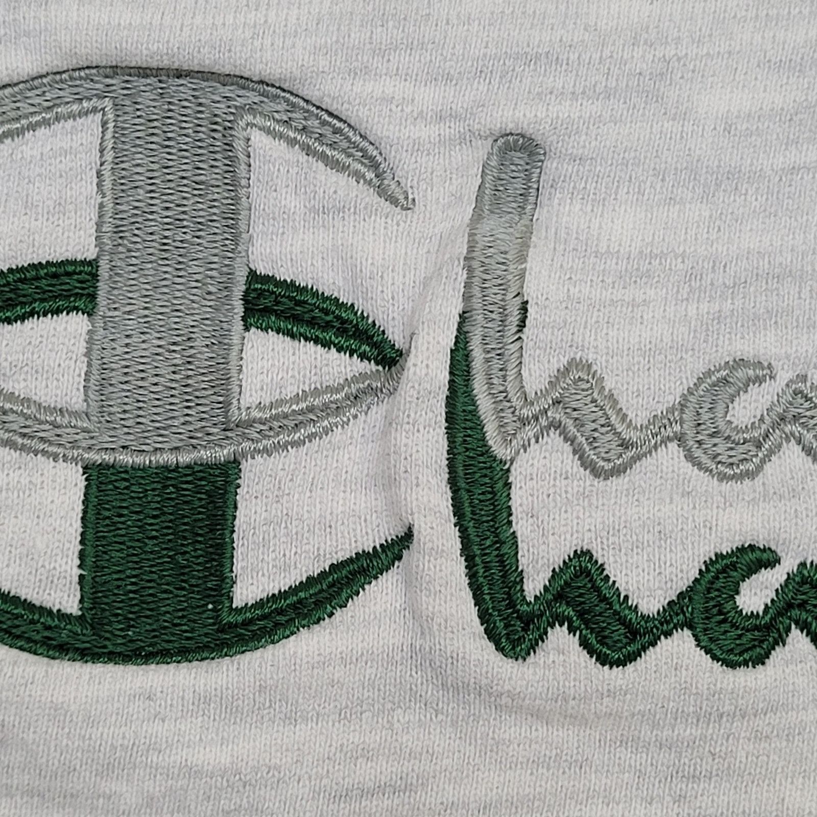 Champion VTG Y2K Champion Boxy Cropped Sweatshirt XL Script Spellout Size XL / US 12-14 / IT 48-50 - 4 Thumbnail