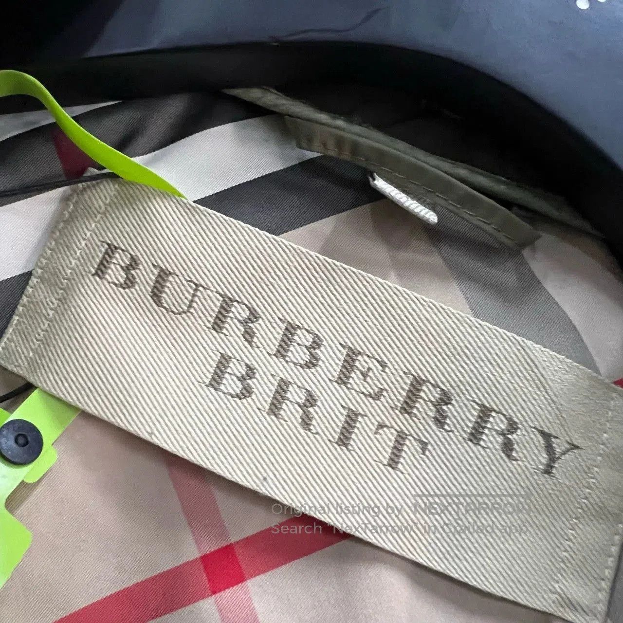 Burberry Burberry Solid Color Hooded Trench Coat. Size US XS / EU 42 / 0 - 3 Thumbnail