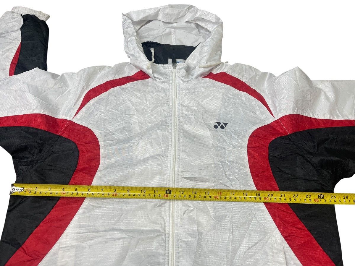 Japanese Brand Vintage Yonex Heat Capsule Windbreaker Jacket Size US L / EU 52-54 / 3 - 3 Thumbnail