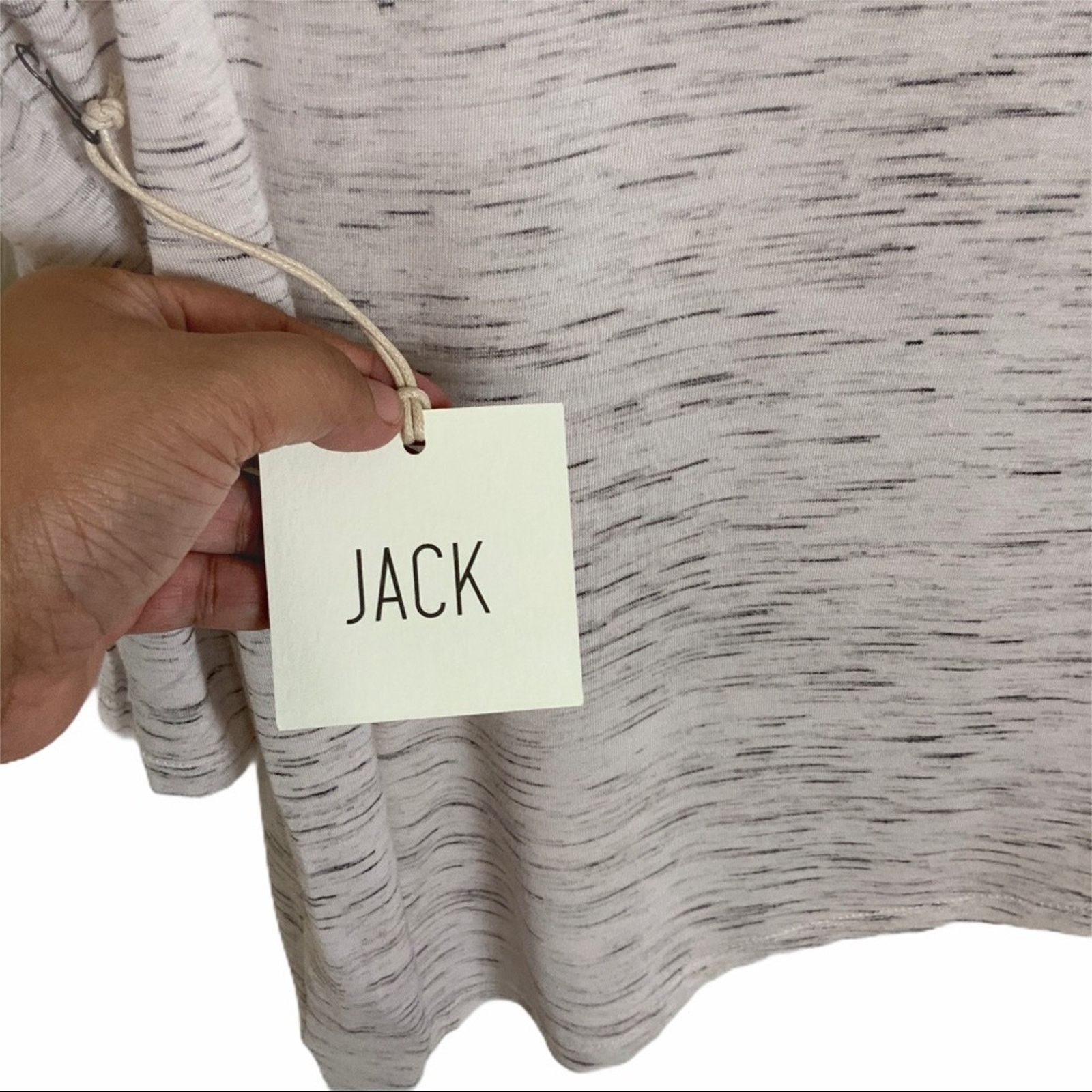 BB Dakota Jack BB Dakota V Neck 3/4 Sleeve Tee Beige Size M Size M / US 6-8 / IT 42-44 - 6 Thumbnail