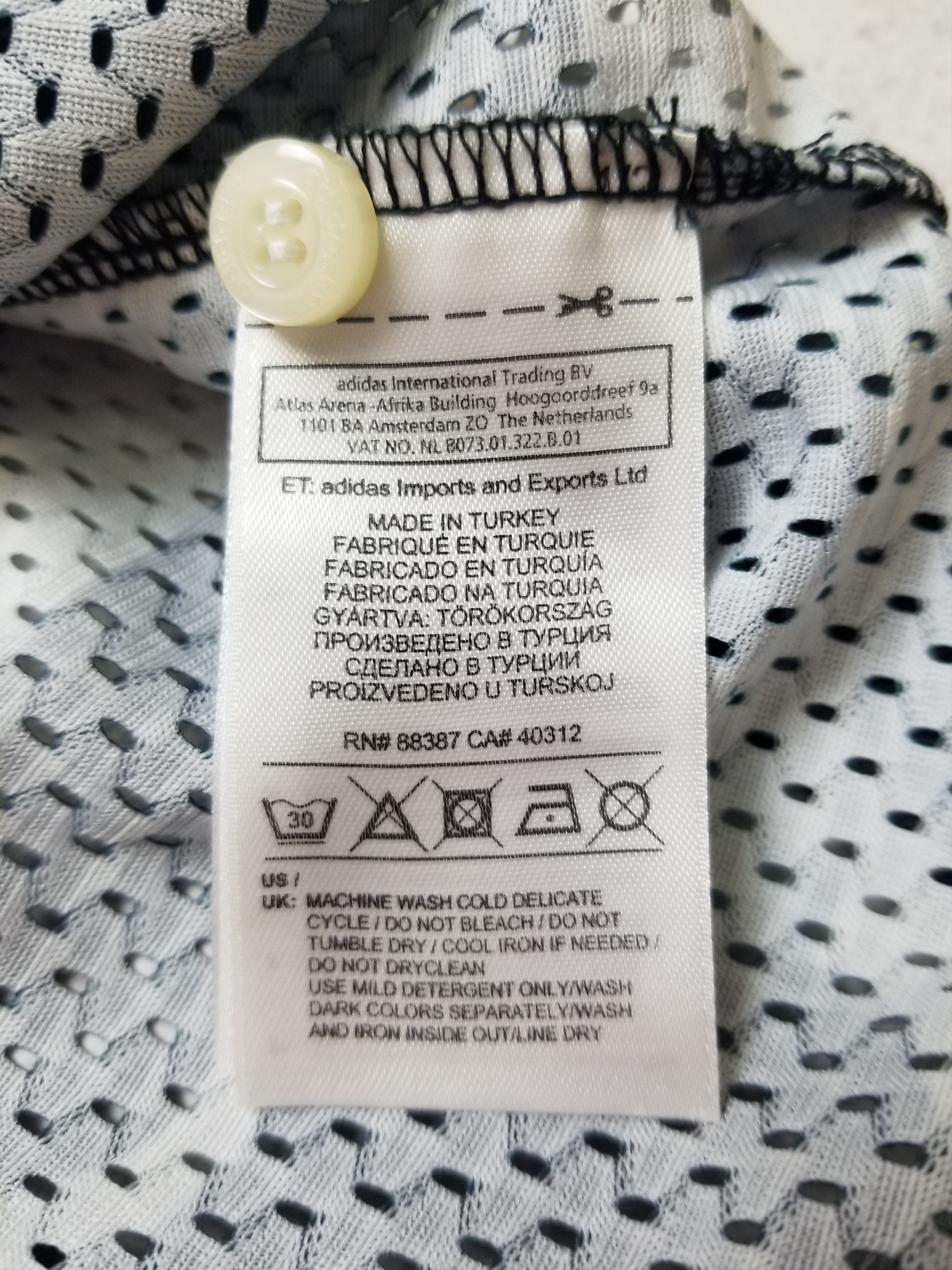 Adidas BROOKLYN NETS NBA BASKETBALL JERSEY ADIDAS ORIGINAL CAMO Size US M / EU 48-50 / 2 - 10 Thumbnail