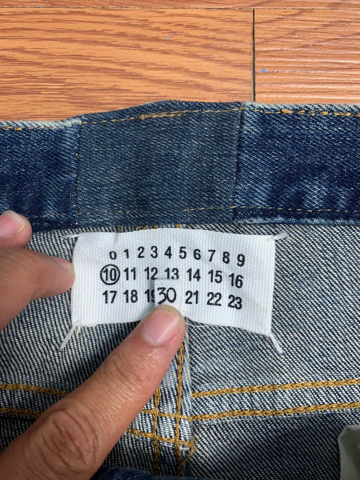 Maison Margiela Maison Margiela Cut Out Washed Denim Size US 30 / EU 46 - 12 Thumbnail