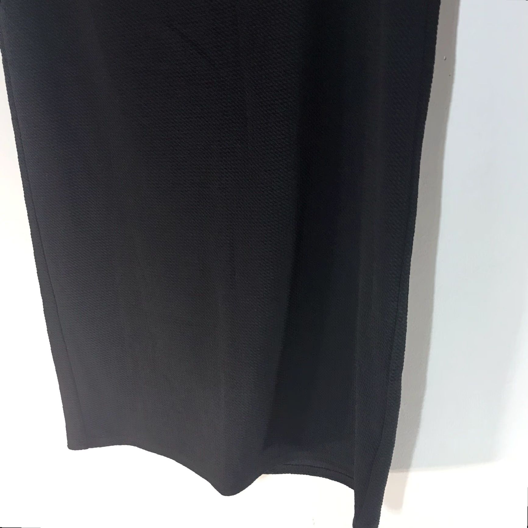 Vintage Tacera Black Textured Pull On Midi Skirt Women Size M Size 32" / US 10 / IT 46 - 3 Thumbnail