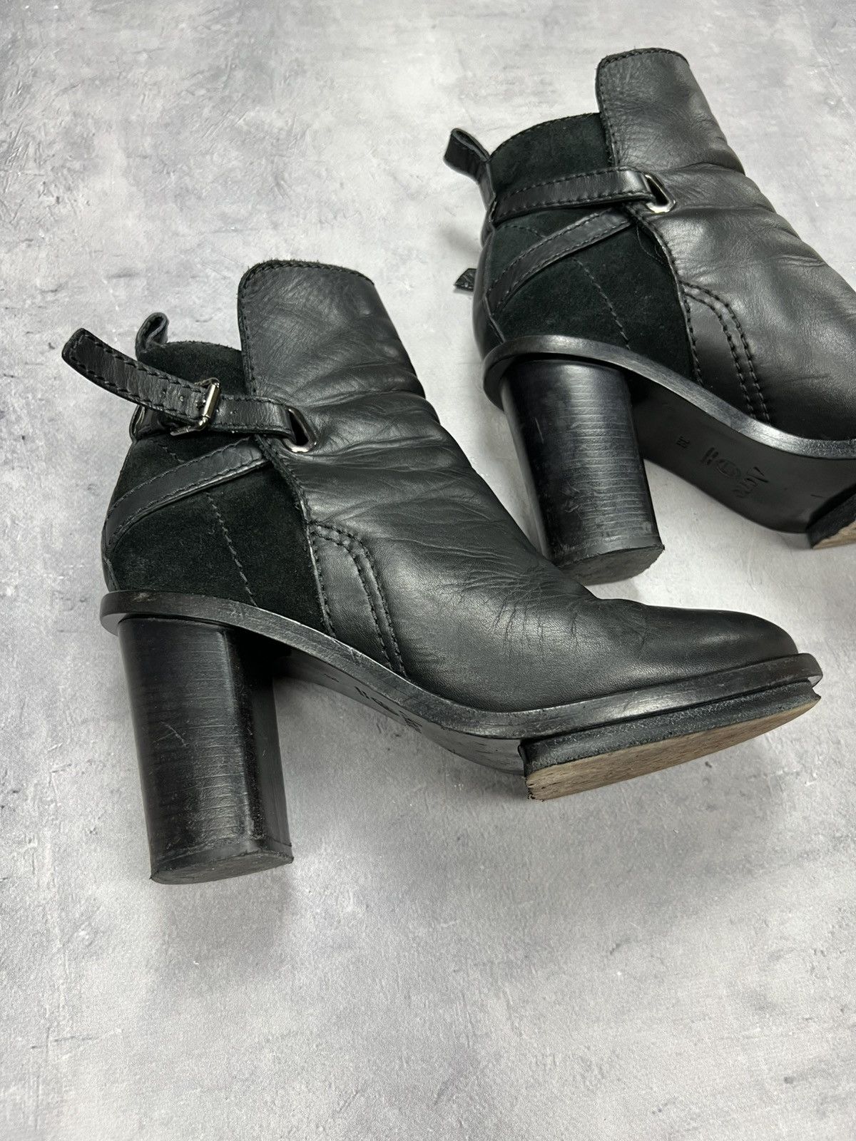 Acne Studios Acne Studios Cypress Ankle Boots Black Women's size US 8/ 38 Size US 8 / IT 38 - 7 Thumbnail
