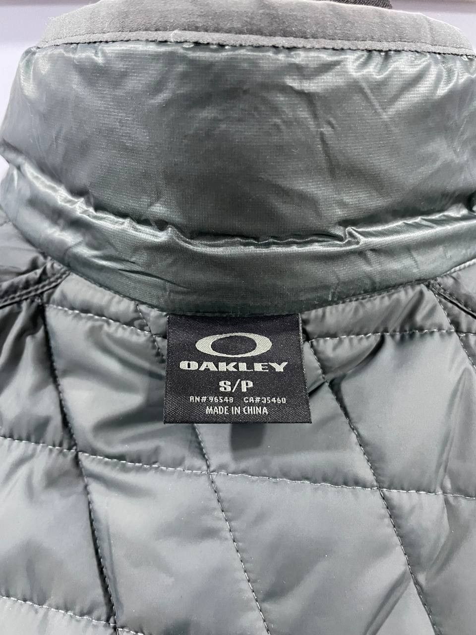 Oakley Oakley primaloft thermo mens jacket size S olive pre-owned Size US S / EU 44-46 / 1 - 6 Thumbnail