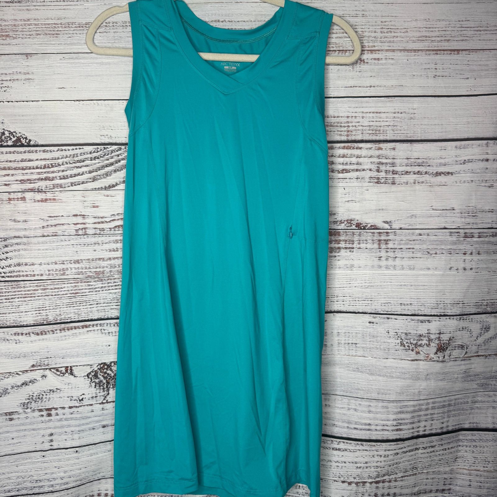 Arc'teryx Arc'teryx Sleeveless Performance Dress Turquoise Activewear Size S / US 4 / IT 40 - 1 Thumbnail