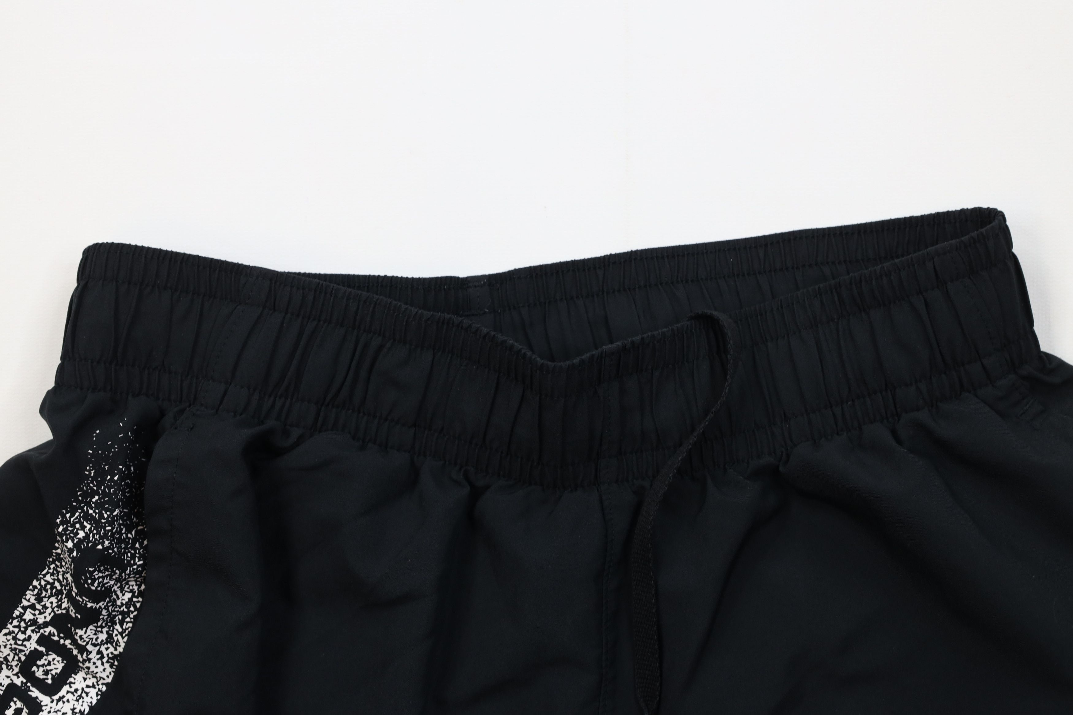Under Armour Under Armour Spell Out Loose Fit Above Knee Gym Shorts Black Size US 32 / EU 48 - 2 Thumbnail