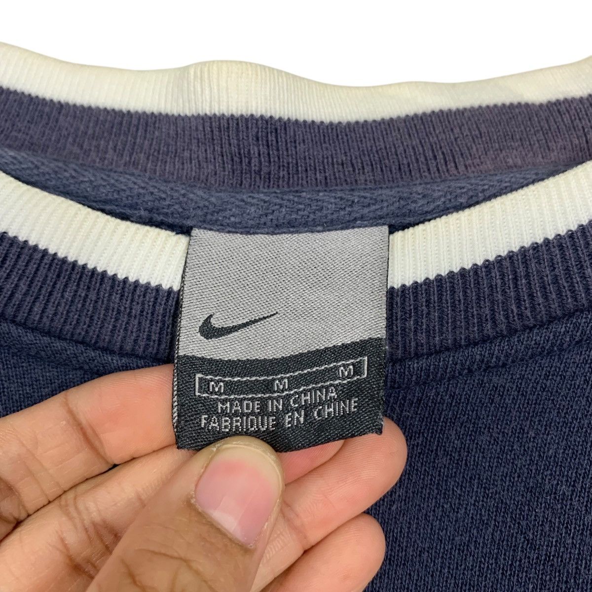 Nike Y2K NIKE Embroidery Small Logo Crewneck Sweatshirt #2196-C97 Size US M / EU 48-50 / 2 - 11 Thumbnail