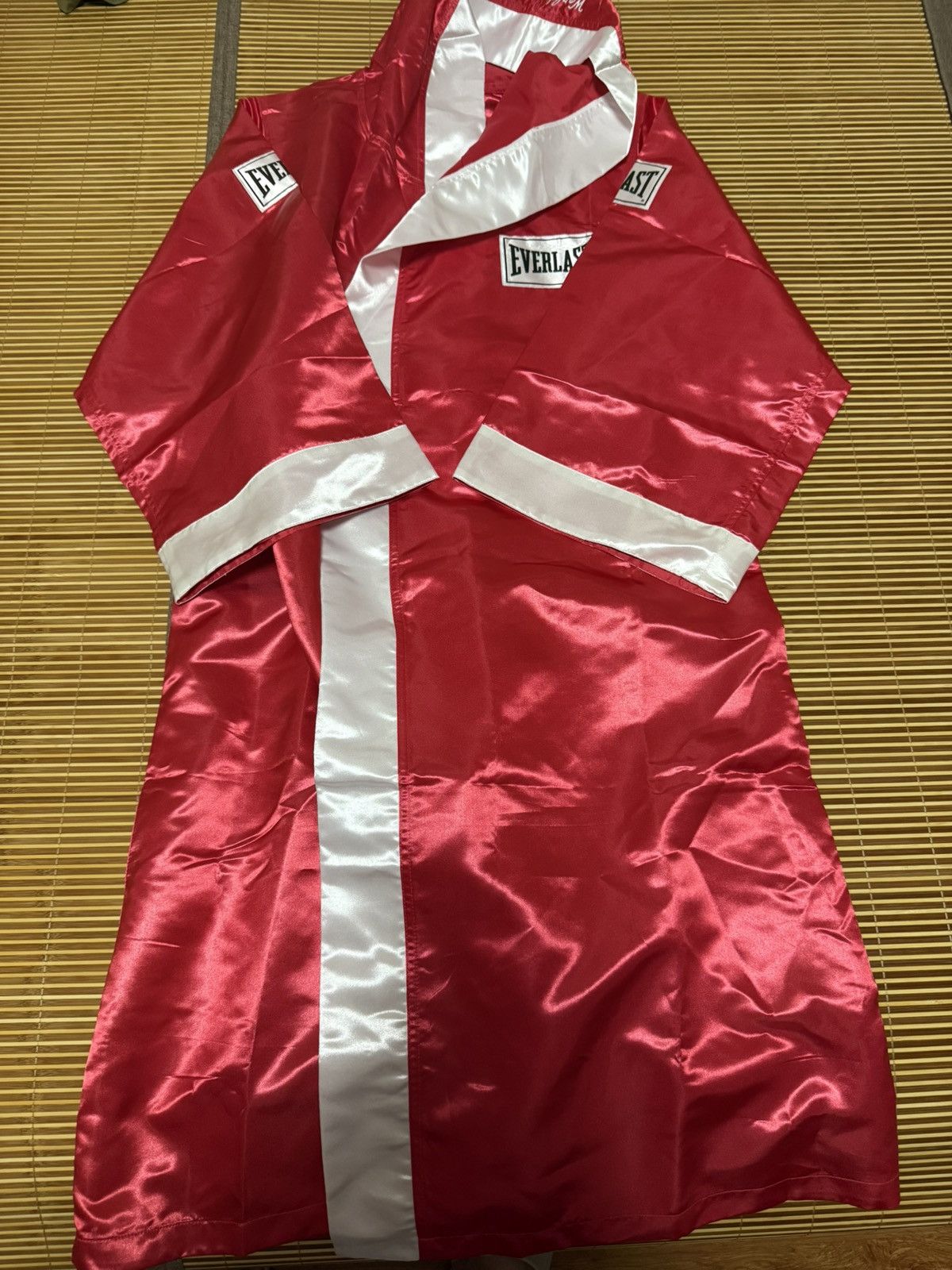 Supreme everlast satin hooded boxing robe