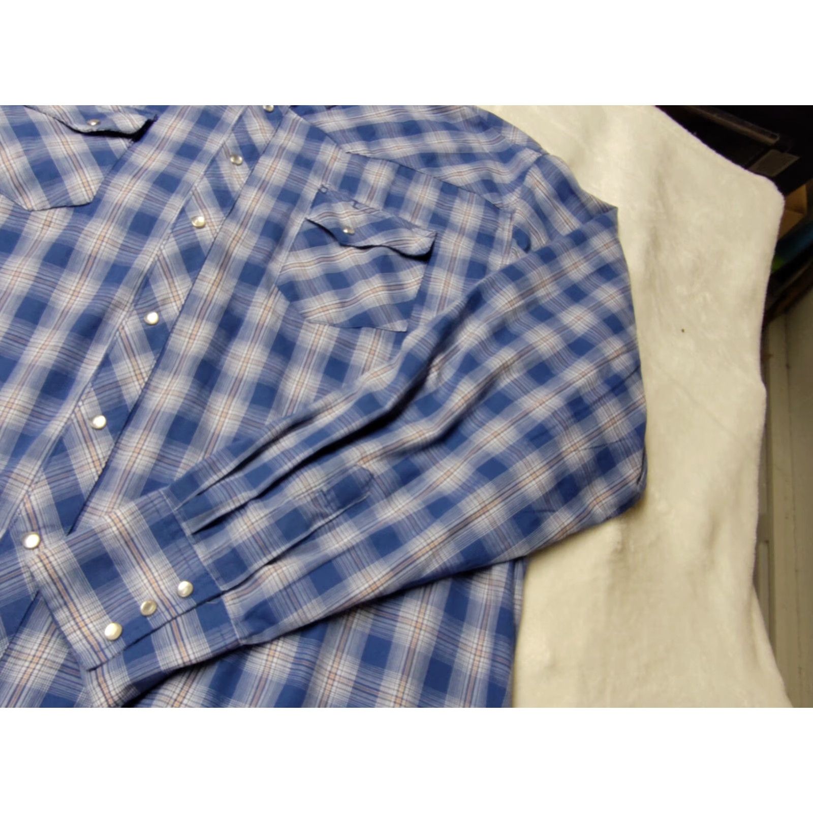Wrangler VINTAGE Wrangler WRANCHER SHIRT Mens Pearl Snap Western Shirt Blue Size US XL / EU 56 / 4 - 6 Thumbnail