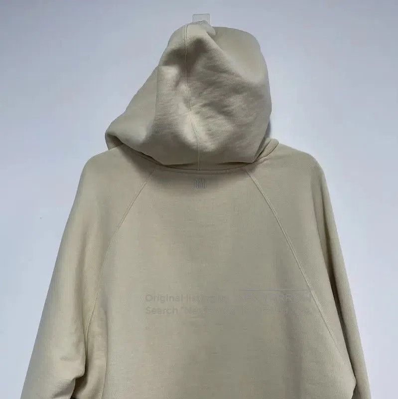 AMI AMI Beige Cotton Logo Embroidery Hoodie . Size US L / EU 52-54 / 3 - 6 Thumbnail