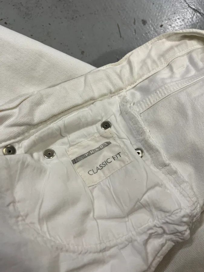 Prada 2000s Prada Classic White Denim Jeans Size US 33 - 14 Thumbnail