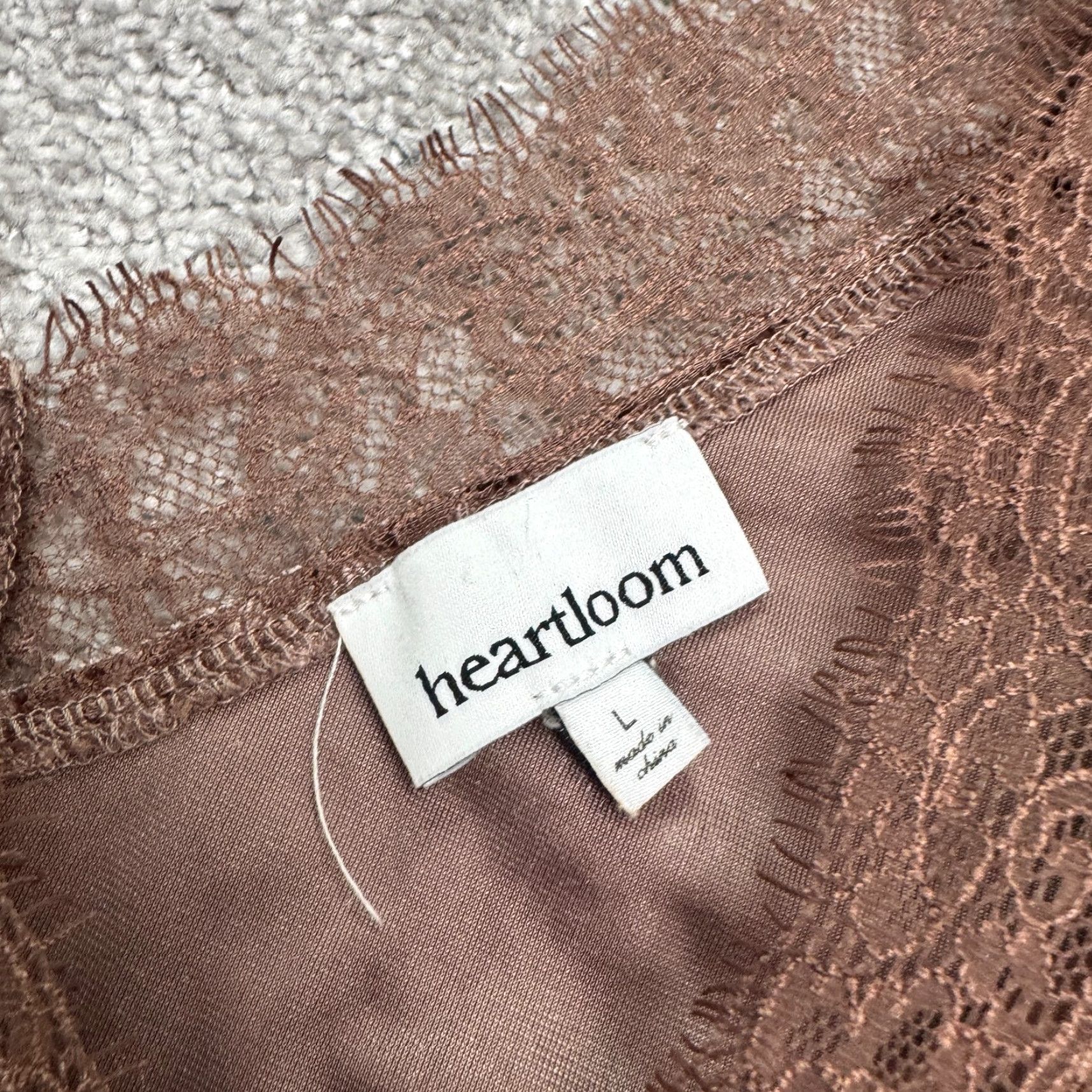 Heartloom Heartloom Tank Top Womens Large Brown Sleeveless Velvet Lace Trim Casual Shirt Adult Large Brown Velvet Lace Trim Tank Top Womens Lips? Wait. Size L / US 10 / IT 46 - 5 Thumbnail