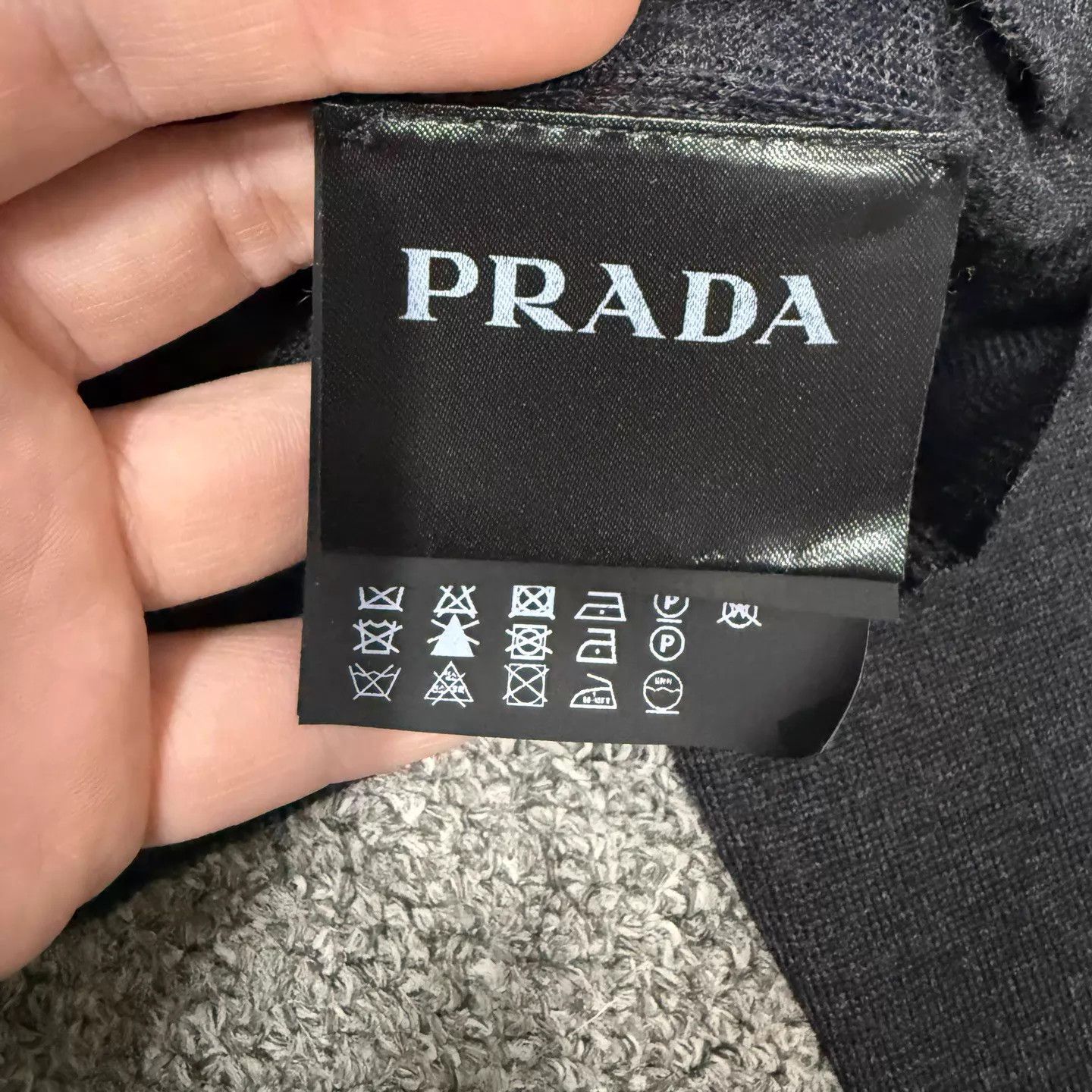 Prada Prada Gray Classic Wool Knit Cardigan Unused 46 Tags Size US S / EU 44-46 / 1 - 4 Thumbnail