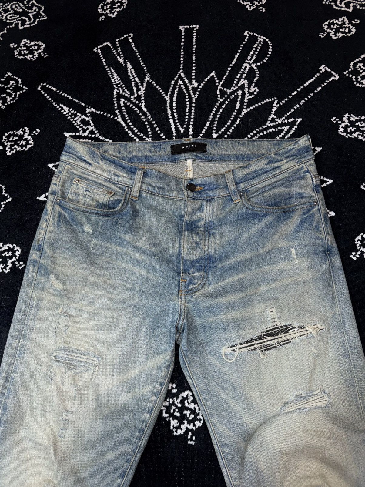 Amiri AMIRI MX1 BANDANA PATCH JEANS Size US 33 - 8 Thumbnail