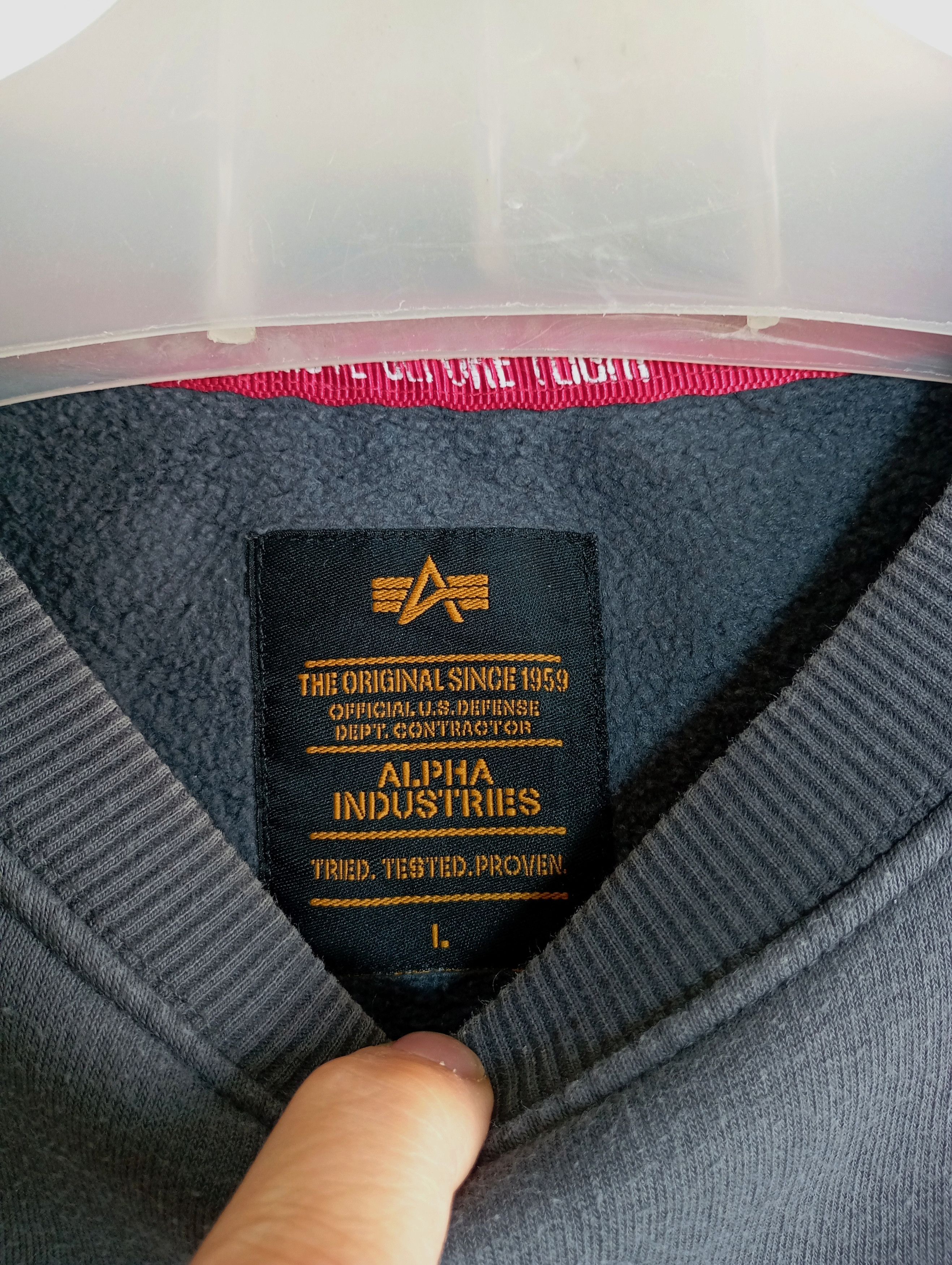 Alpha Industries × Vintage Vintage 90's Alpha Industries Crewneck Size US L / EU 52-54 / 3 - 2 Thumbnail