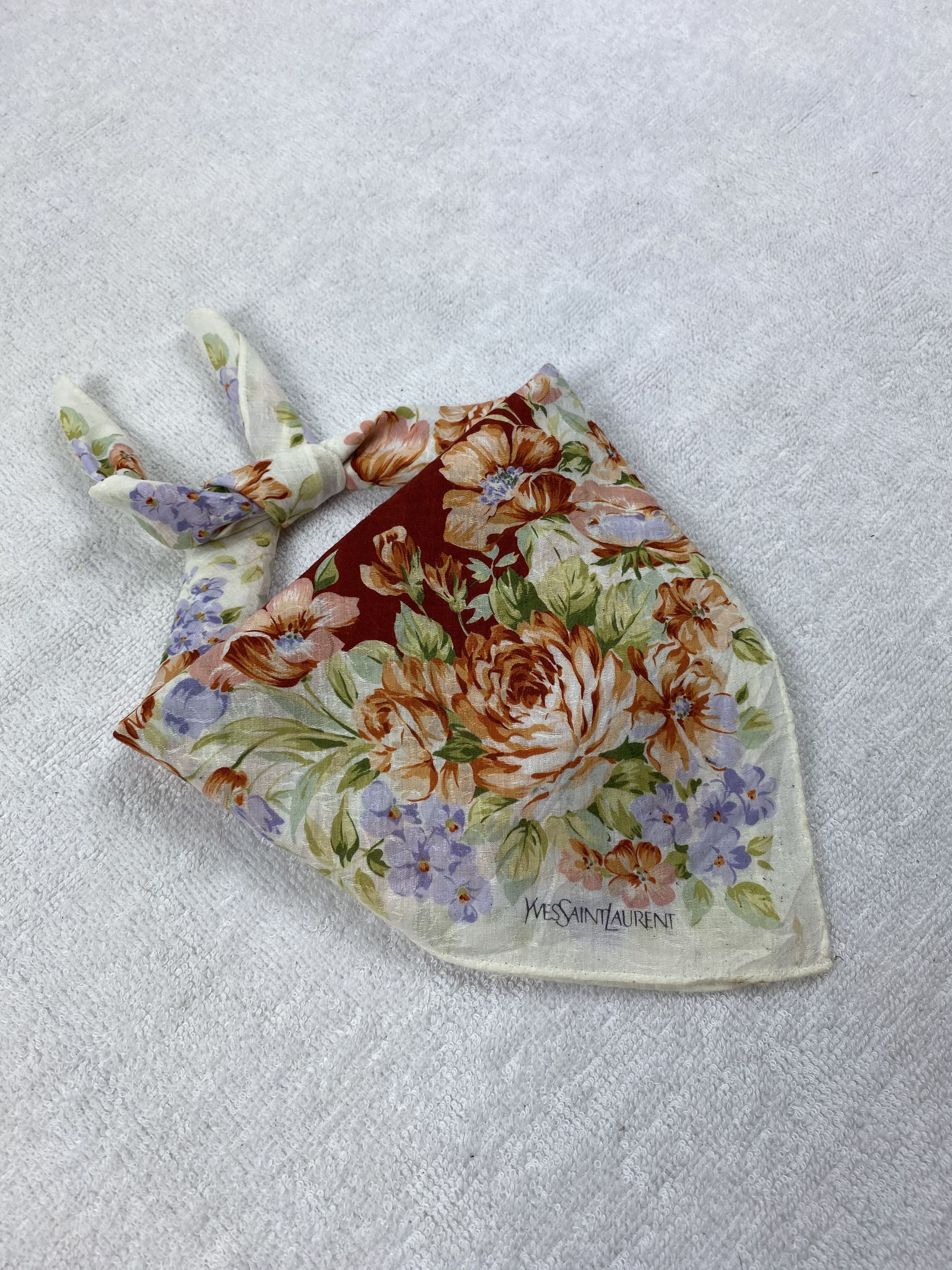Yves Saint Laurent Yves Saint Laurent Handkerchief / Bandana / Neckerchief Size ONE SIZE - 2 Thumbnail