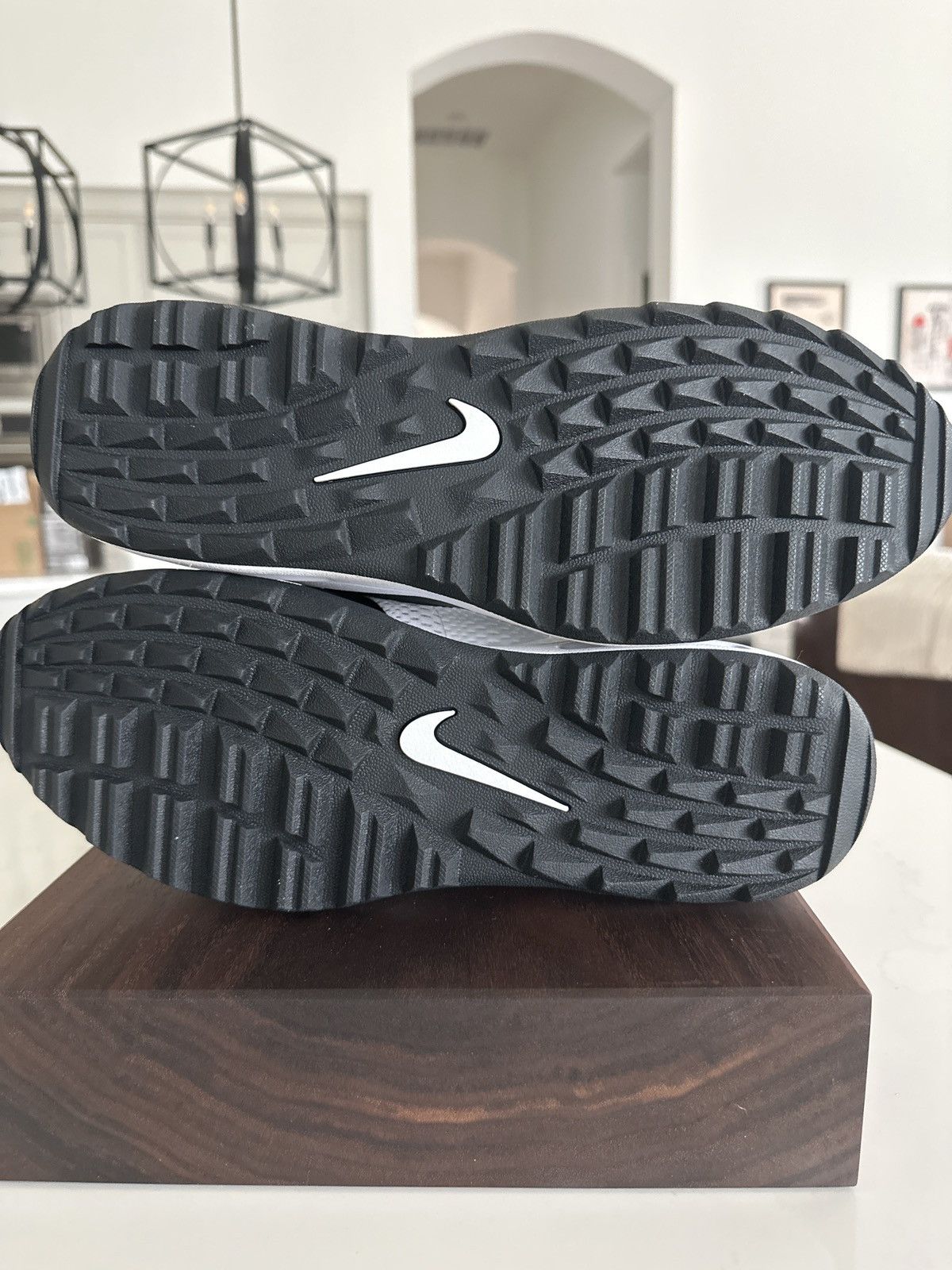 Nike Air Max 1 ‘86 - Tinker Hatfield Golf Shoe White / Black Size US 9.5 / EU 42-43 - 7 Thumbnail
