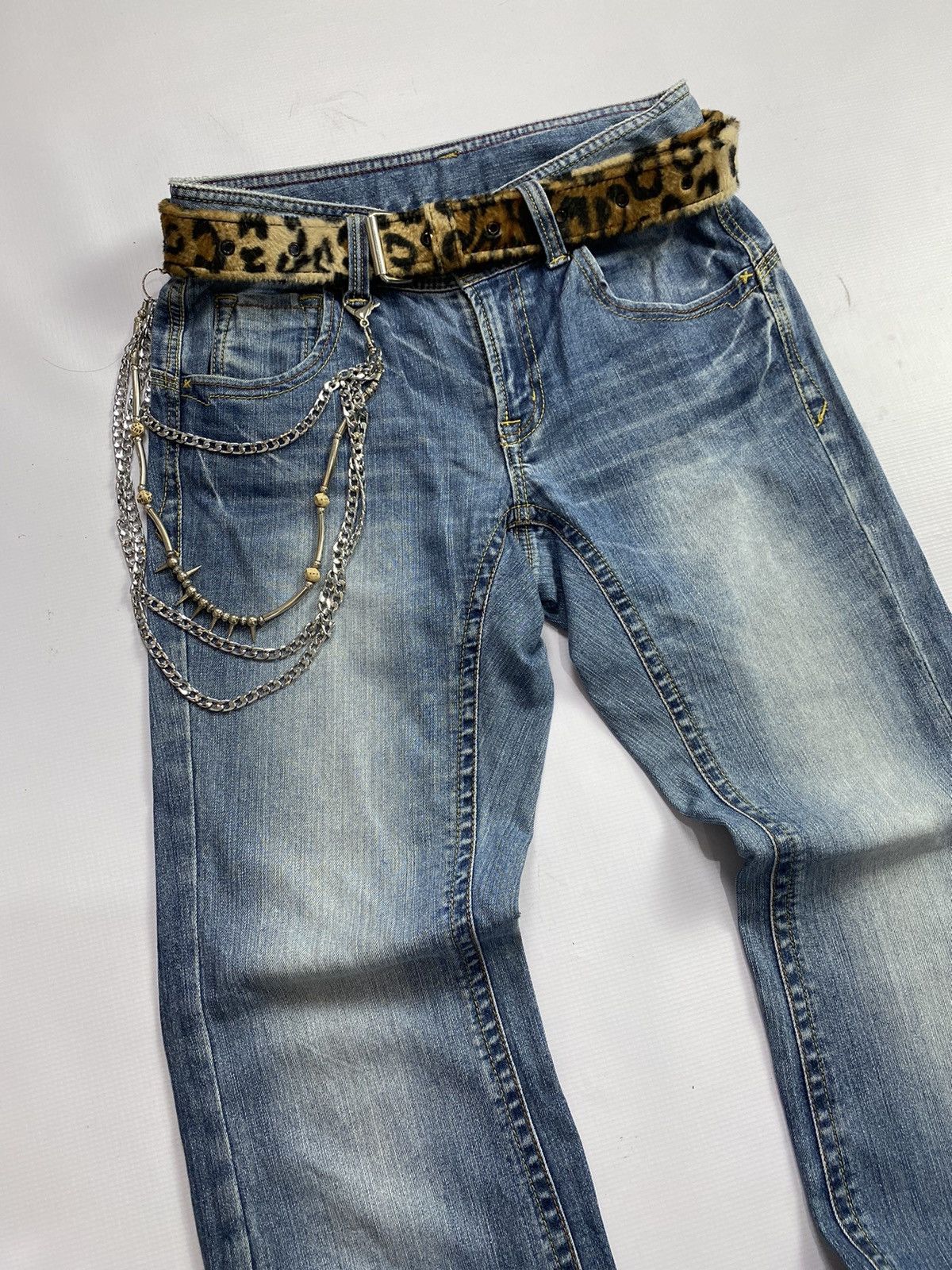 If Six Was Nine × Japanese Brand × Le Grande Bleu (L.G.B.) 2000s Washed Flare L.G.B. Style Jean Pant Size US 30 / EU 46 - 3 Thumbnail