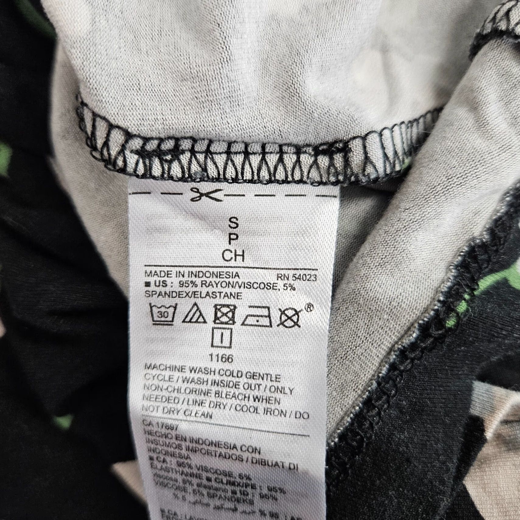 Old Navy Old Navy Womens Dress S Small Black Green Floral Sleeveless Rayon Blend Tank Dress Womens Size S / US 4 / IT 40 - 5 Thumbnail