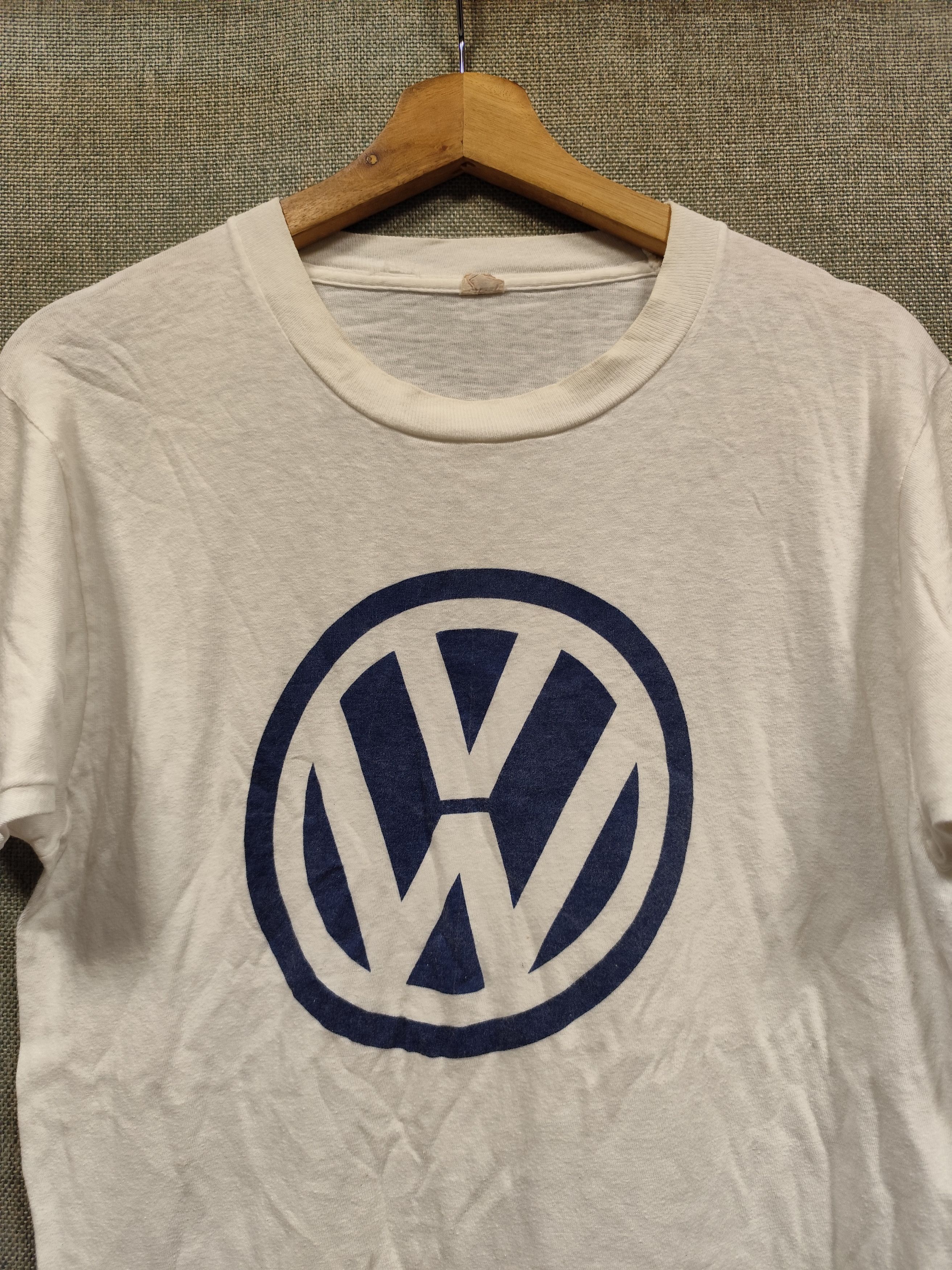 Fruit Of The Loom × Vintage Vintage 90s t shirt volkswagen big logo Size US M / EU 48-50 / 2 - 2 Thumbnail