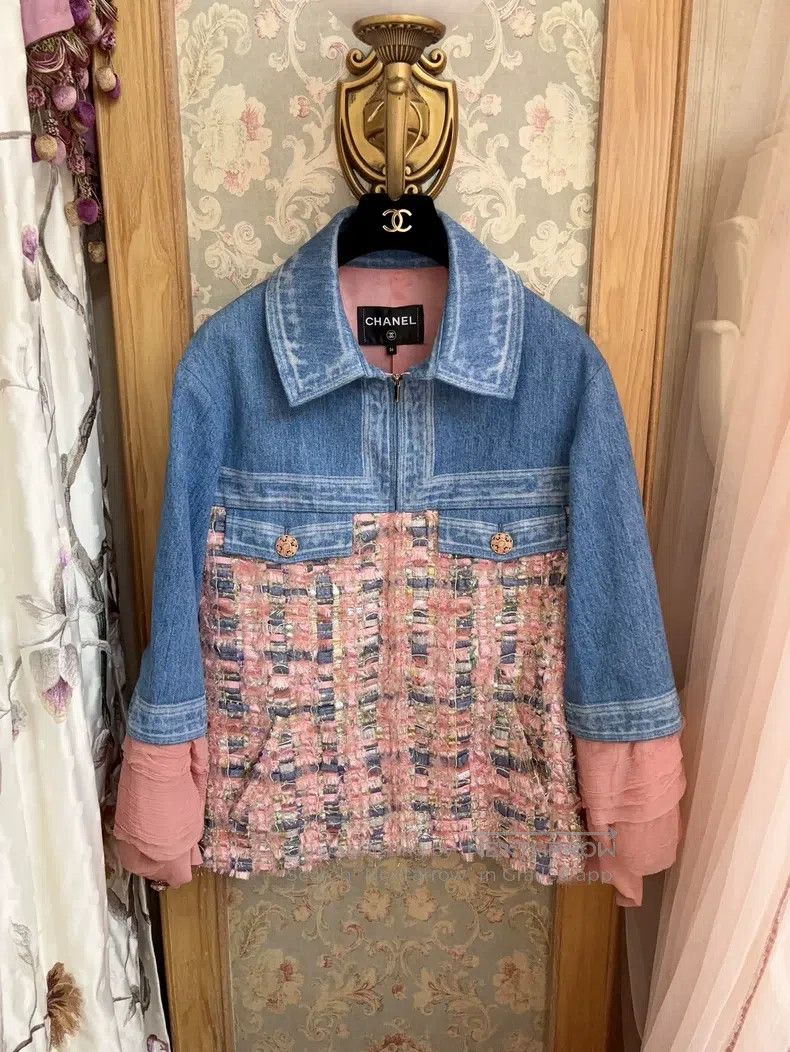 Chanel Chanel Chair jacket Size XS / US 0-2 / IT 36-38 - 1 Thumbnail