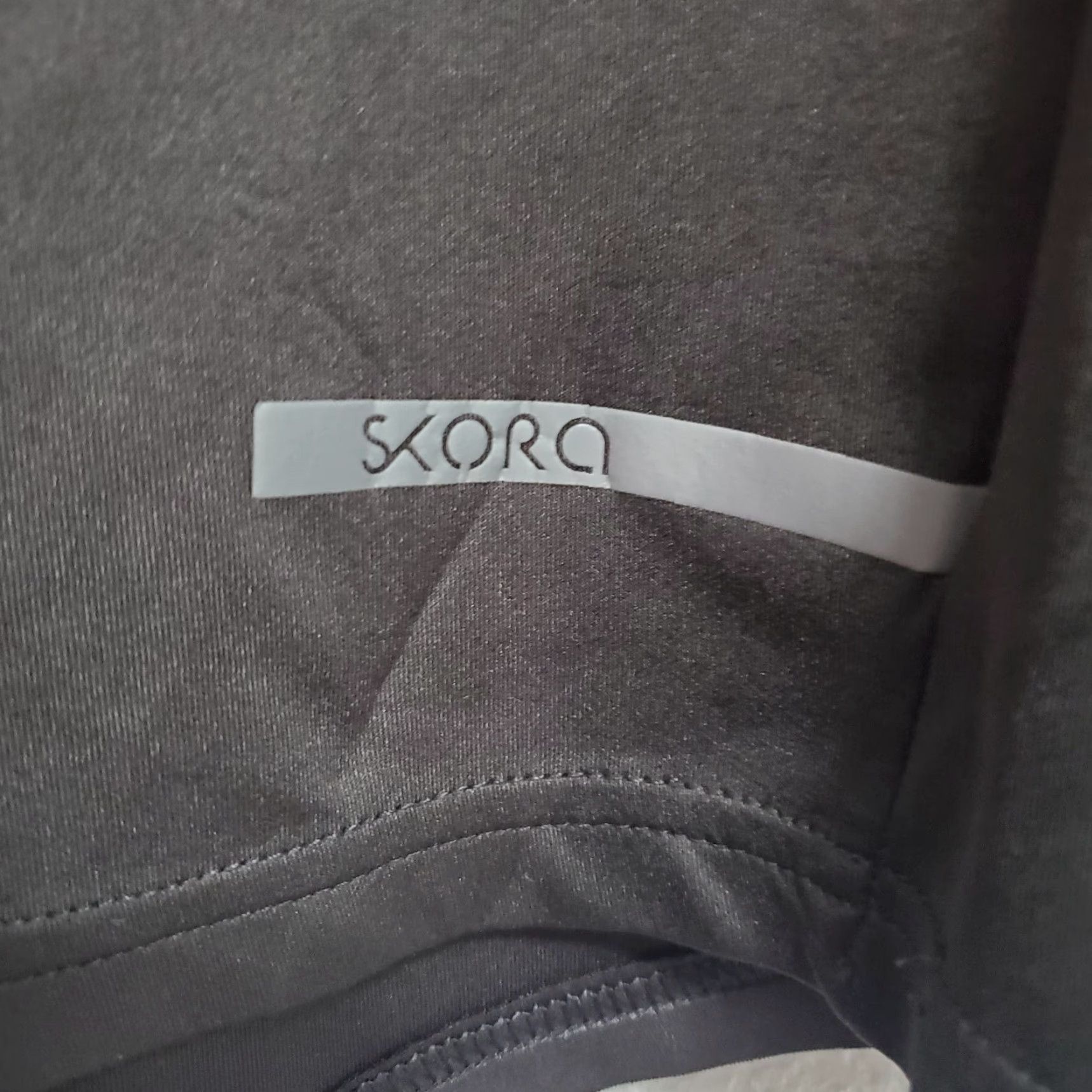 Vintage Skora Top Womens M Black Hooded Long Sleeve Qwick Dry Pullover Running Active Shirt Size M / US 6-8 / IT 42-44 - 6 Thumbnail