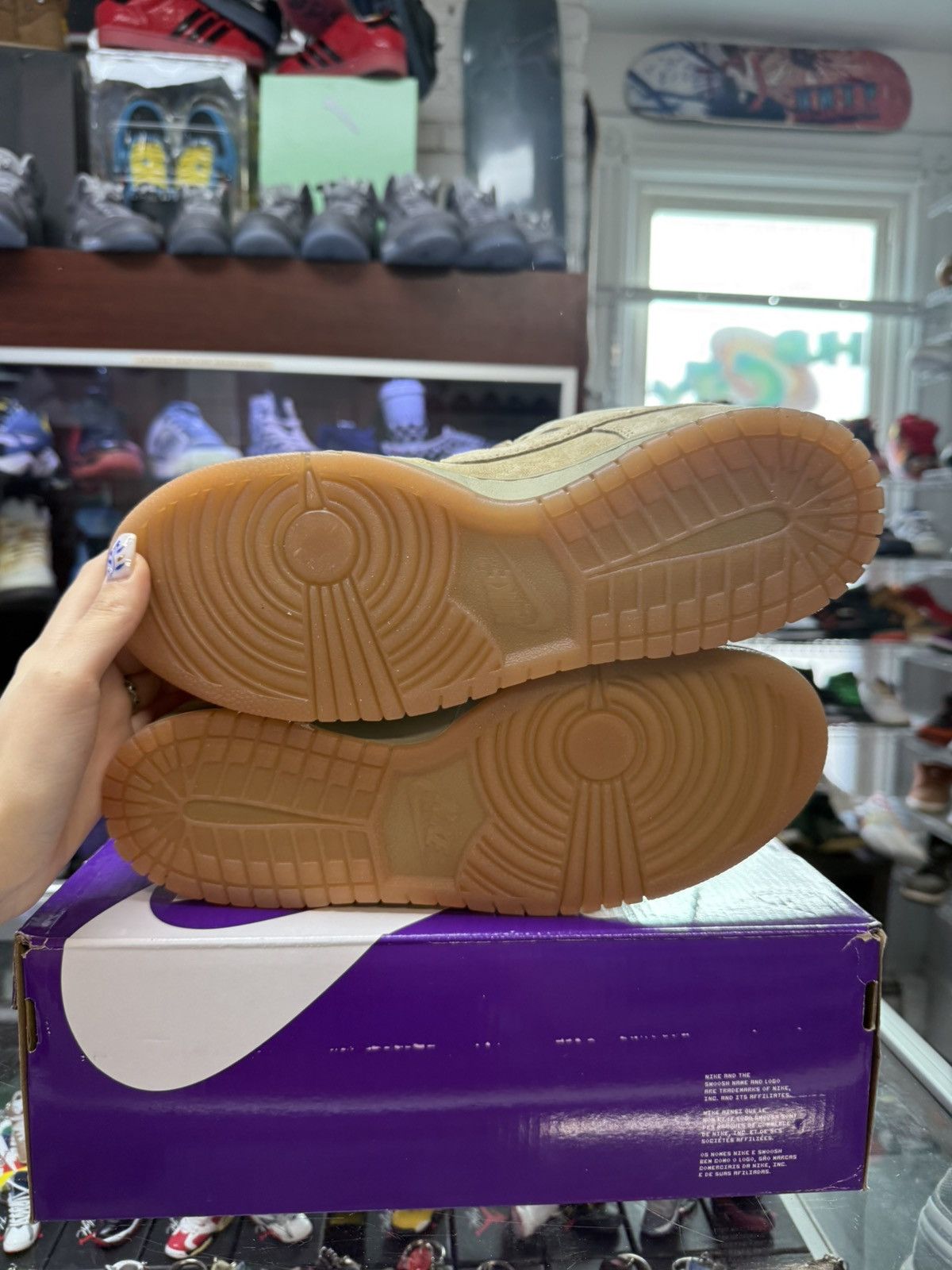 Nike Nike SB Dunk Low ‘Parachute Beige’ Size US 9 / EU 42 - 3 Thumbnail