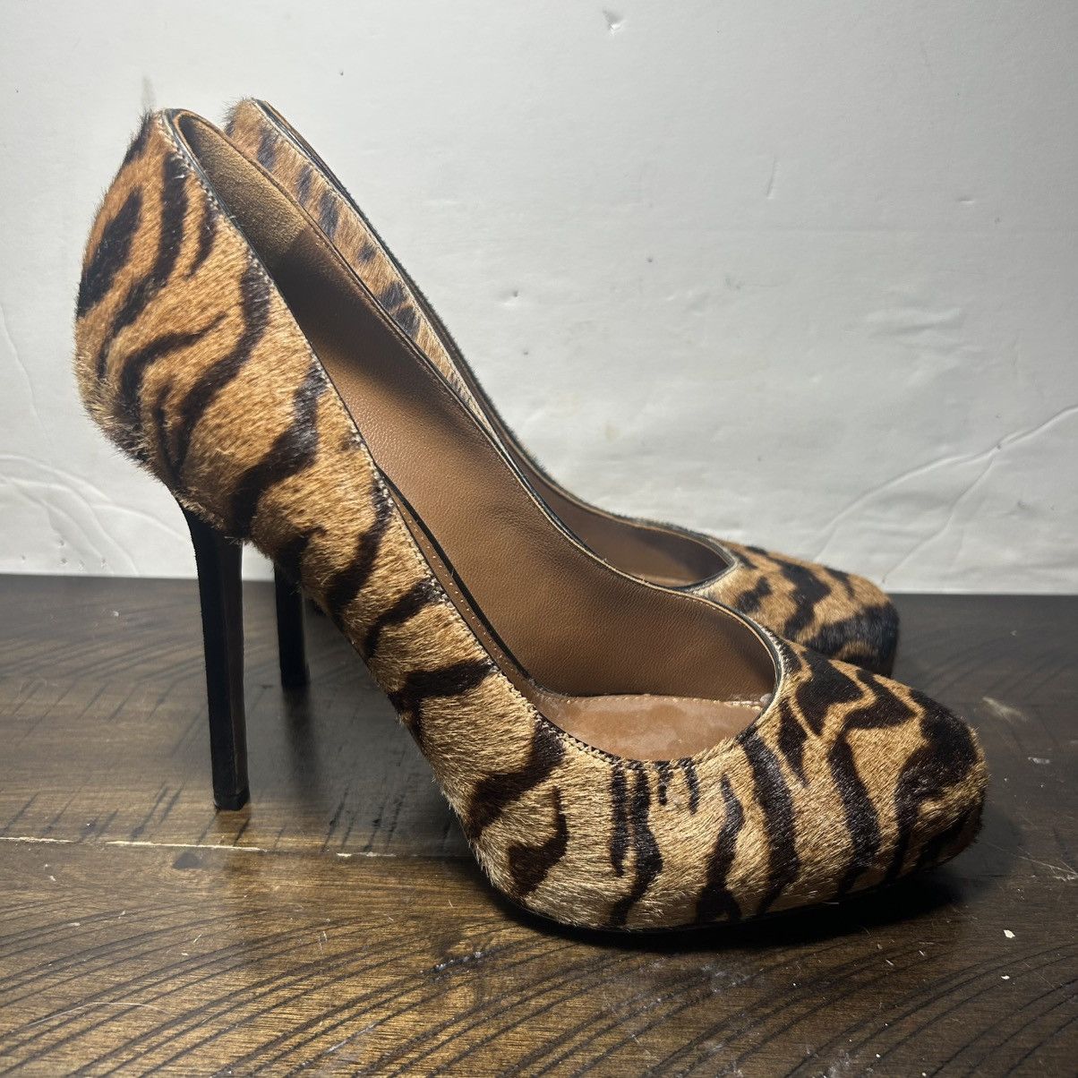 Sergio Rossi Sergio Rossi Animal Print Heels Euro 39.5 Size US 9.5 / IT 39.5 - 1 Thumbnail