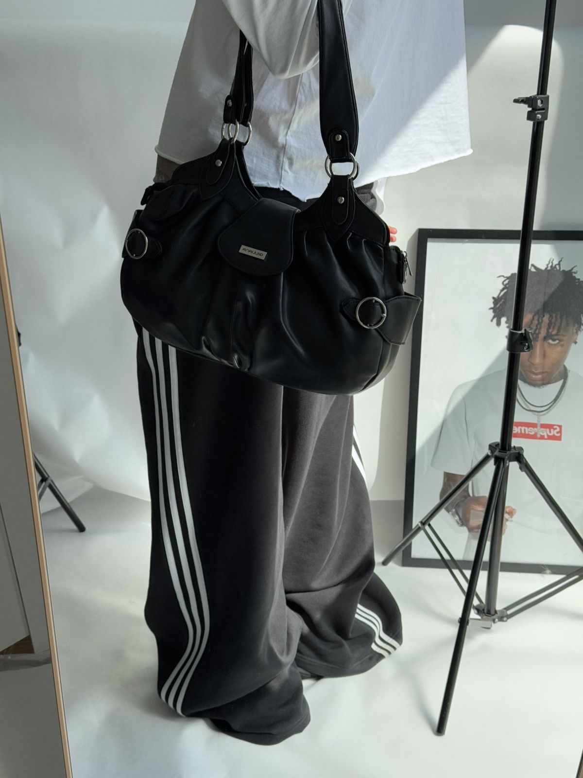 Japanese Brand Y2k Crossbody Leather Bag Avant Garde Diesel Style Size ONE SIZE - 23 Thumbnail
