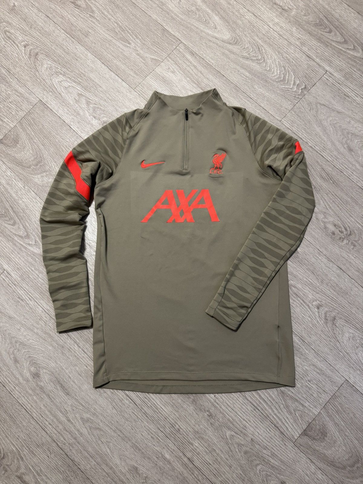 Nike 🔷Nike Liverpool 2021/22 Training Long sleeve Soccer jersey🔷 Size US M / EU 48-50 / 2 - 1 Thumbnail