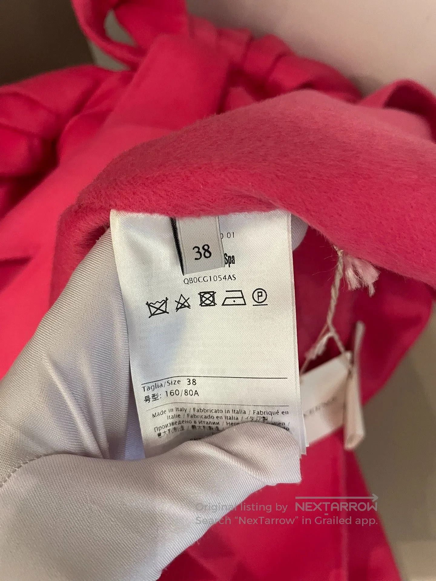 Valentino Valentino Bright Pink Bow Cape. Size S / US 4 / IT 40 - 6 Thumbnail