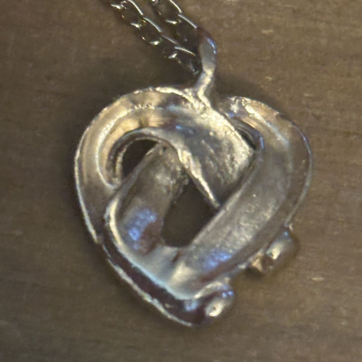 Vintage Vintage gold tone ribbon heart pendant necklace Size ONE SIZE - 4 Thumbnail
