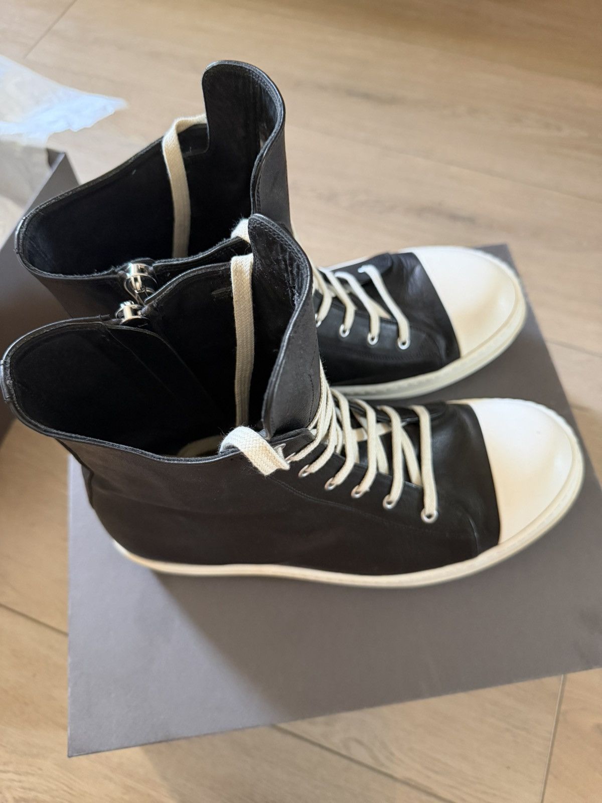 Rick Owens Rick Owens LOO Sneakers – Size 46 (US 13) Size US 13 / EU 46 - 8 Thumbnail