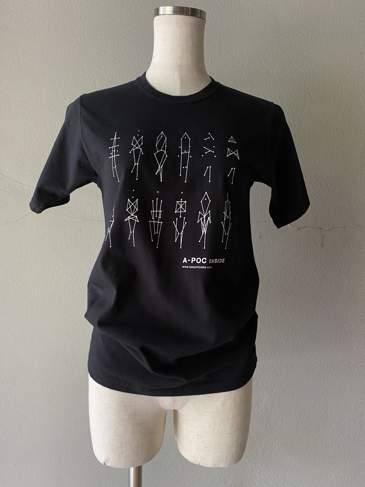 Issey Miyake ISSEY MIYAKE Black Tee with Geometric Print Size S / US 4 / IT 40 - 14 Thumbnail