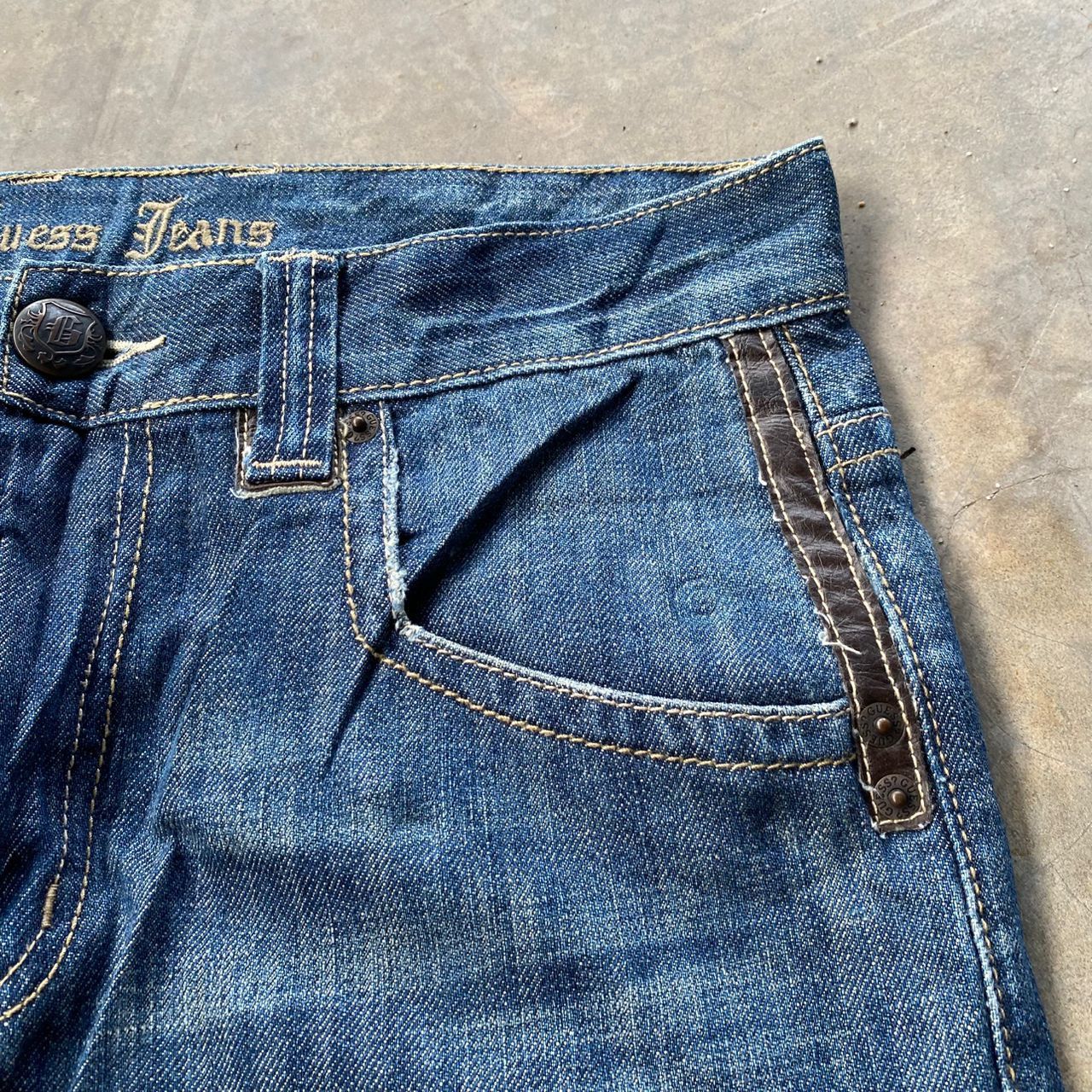 Guess 💥Flare💥Vintage Guess Jeans Denim Size US 33 - 9 Thumbnail