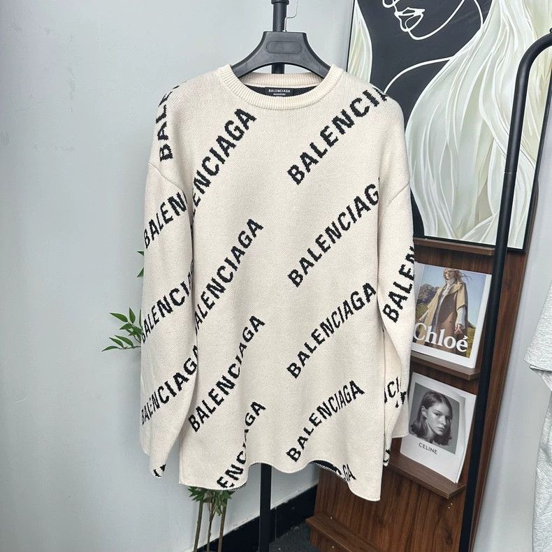 Balenciaga Balenciaga Classic white barrage sweater with printed lett Size US XS / EU 42 / 0 - 1 Thumbnail
