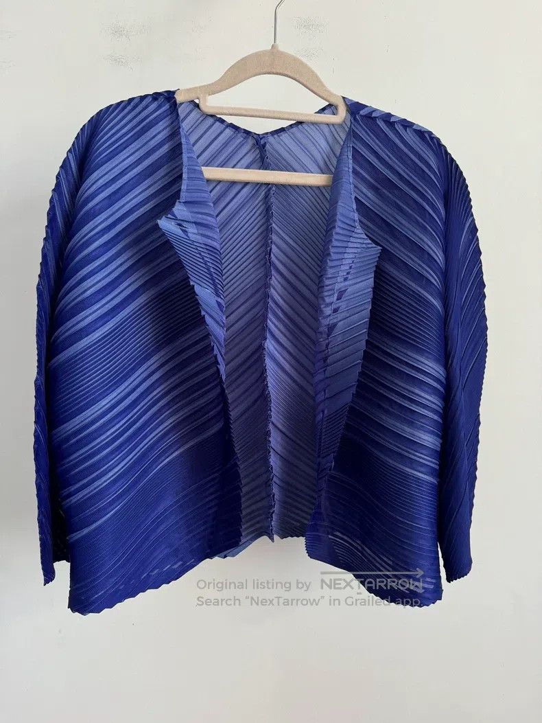 Issey Miyake Issey Miyake Blue Coat Size L / US 10 / IT 46 - 1 Thumbnail