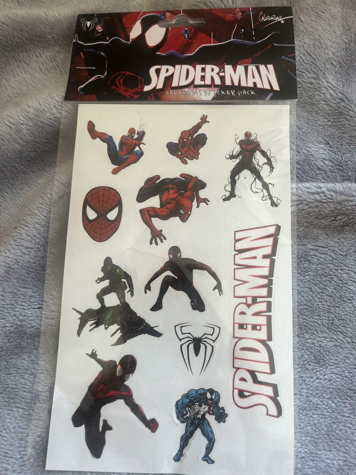 Sergio Calabasas Sergio Calabasas Venom Carnage shirt with stickers Size US S / EU 44-46 / 1 - 5 Thumbnail
