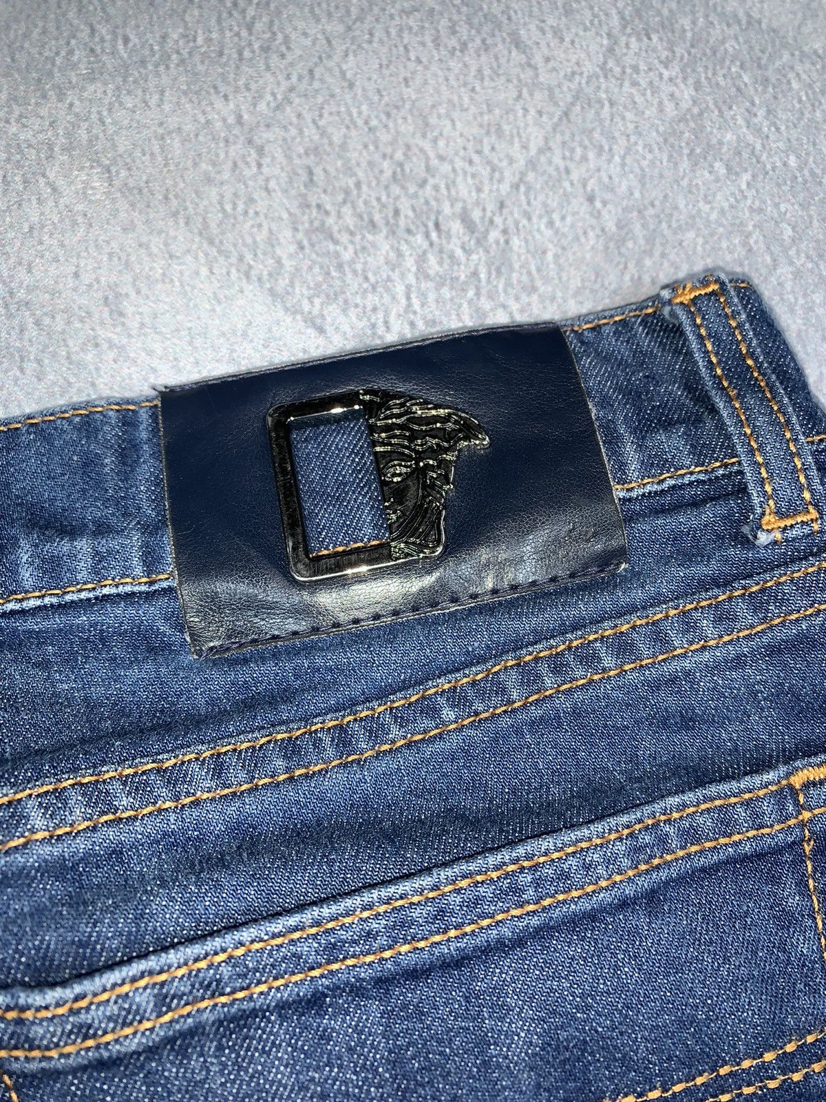 Versace Jeans Couture Vintage Y2K Versace faded straight denim jeans 32 Size US 32 / EU 48 - 4 Thumbnail